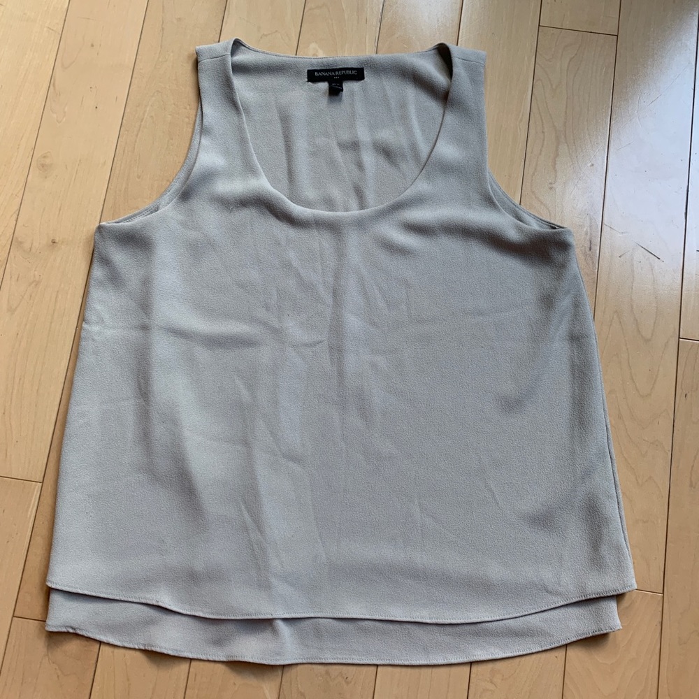BANANA REPUBLIC grey blouse